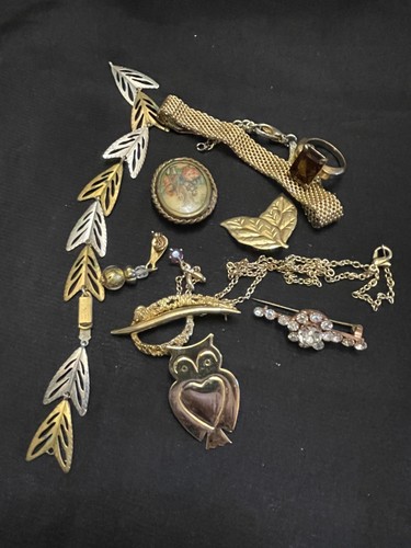 Lot bijoux fantaisie - bijoux,