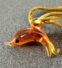 Ancien Pendentif Dauphin En Verre Soufflé.