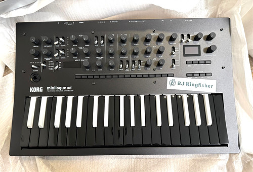 Synthétiseur analogique