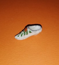 Fève ancienne  Sabot fleurs et feuilles avec bordure argentée