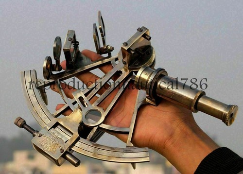 Sextant astrolabe nautique