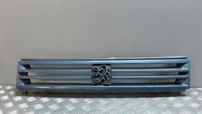 Calandre PEUGEOT 309 PHASE 1