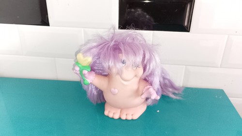 03082510 figurine ancien