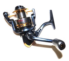 MOULINET PECHE EN MER ET RIVIERE NEUF YB4000  PRIX EXCEPTIONNEL A SAISIR