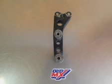 Patte de silencieux Suzuki 250