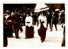 Mode féminine, ombrelle à