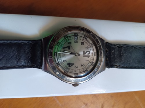 Montre swatch rare chiffres - montre,