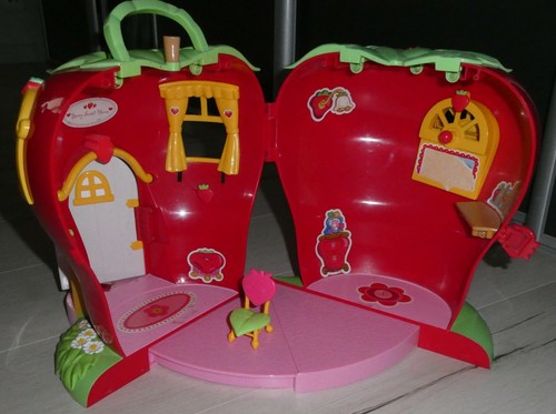 Maison charlotte aux fraises - charlotte,