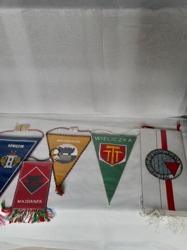 Lot fanion militaire ou - de,