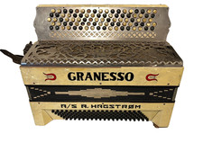 Accordéon bouton vintage