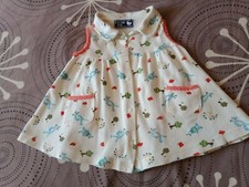 Robe Bébé Fille, Blanche Avec Motifs, Marque Canari, Taille 3 Mois, Bon état.