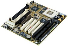 Carte Mère DFI P5BV3+ Socket 7 3X SDRAM AGP 3X ISA 4X PCI