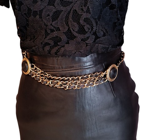 Ceinture chaine dorée - , signée