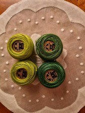 4 pelotes  10g coton perlé DMC n° 8 dégradé vert 986, 987, 906,907