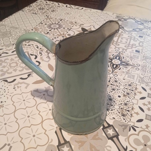 Broc ancien tôle - en,
