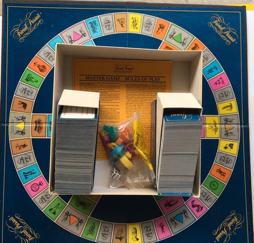 Vintage trivial pursuit master - trivial,