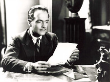 PHOTO CINEMA FILM LE CORBEAU PIERRE FRESNEY TIRAGE ARGENTIQUE 24 x 17,5CM