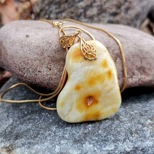 Pendentif ambre blanc argent
