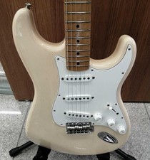(FENDER) MEXICO STRATCASTAR