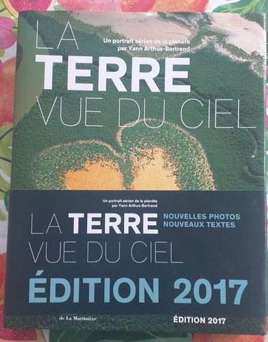 Terre vue ciel un - terre,