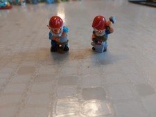    NAINS  KINDER FERRERO MONOBLOC LOT DE 2