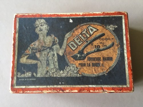 Ancienne boîte publicitaire