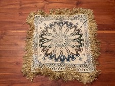 Tapis frange de table en soie