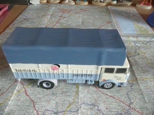 Unic 619 pierrot - , ixo