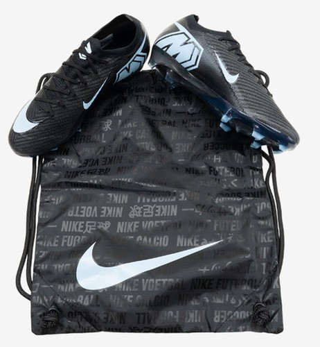 Chaussures football noires - chaussures,
