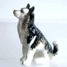KLIMA Miniature en porcelaine - CHIEN DE TRAINEAU ASSIS HUSKY DOG