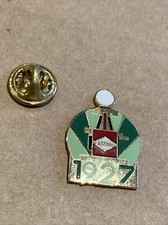 Pins collection Antar Pompe à essence 1927 pin's vintage pin publicitaire