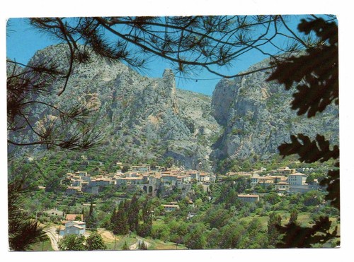 Moustiers sainte marie - moustiers,