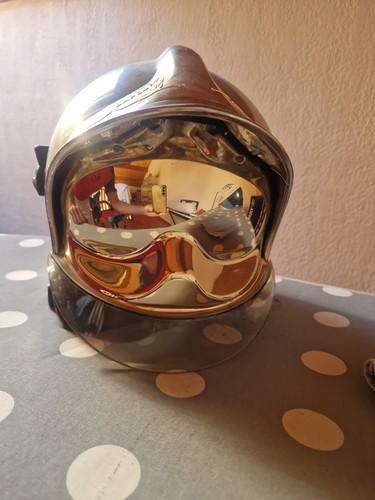 Casque pompier - pompier, f1