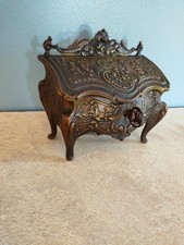 boîte à bijoux ancienne en forme de meuble , secrétaire commode en laiton