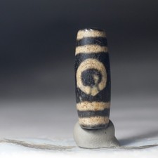 VIEILLE PERLE TIBETAINE "TERRE