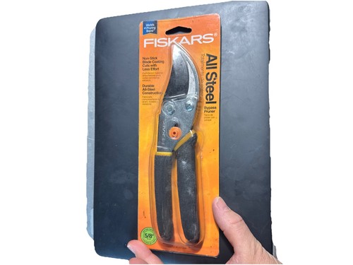 Fiskars 9109 pruner - 5/8”,