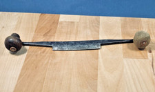 Plane ancienne de charron ou ébéniste — manches bois, fer forgé