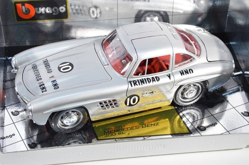 Bburago mercedes benz 300 - 300, sl