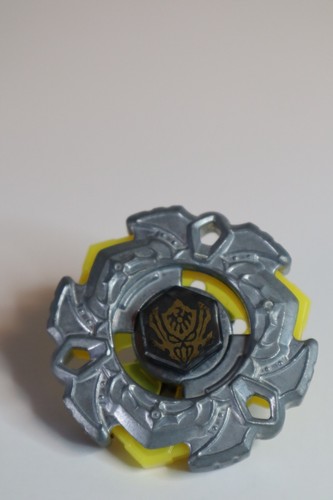 Variares 145wb beyblade metal - variares,