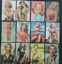 12 Photos Femmes Années 1960