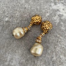 Boucles d'oreilles Yves Saint