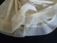 joli jupon vintage   jolie