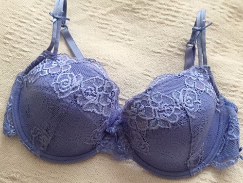 Beau soutien gorge dentelle - soutien,