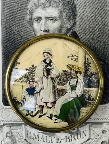 Boîte fixé sous verre - boîte, fin