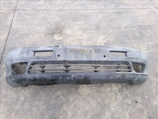 enjoliveur pare-choc avant