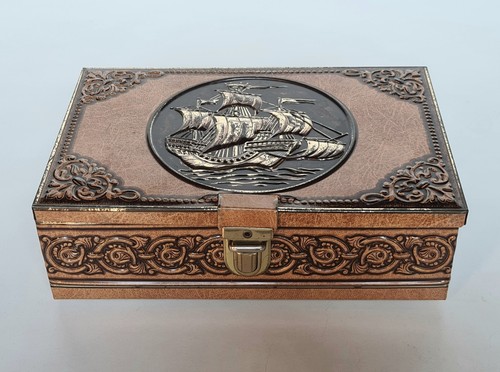 Ancienne boite biscuits en - biscuits,