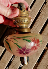 ancien reservoir de lampe à pétrole toupie de piano décor de fleurs émaillées