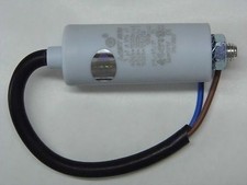capacitor condensateur permanent / démarrage moteur 3µF 3uF 3MF 450V 5% (à fils)