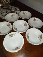 7 Ramequins En Porcelaine De