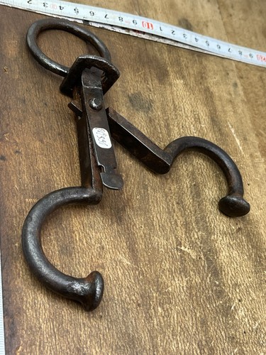 Outil ancien mouchette - outil,